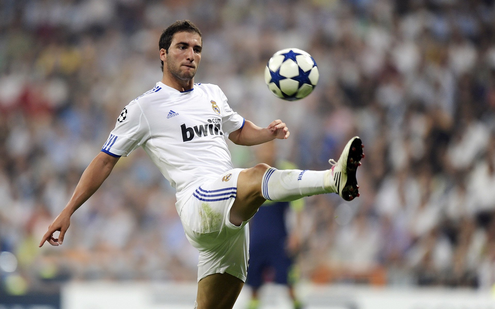 开云体育登陆入口-西甲明星集结：精彩过人不断刷新纪录！，西甲十大球星